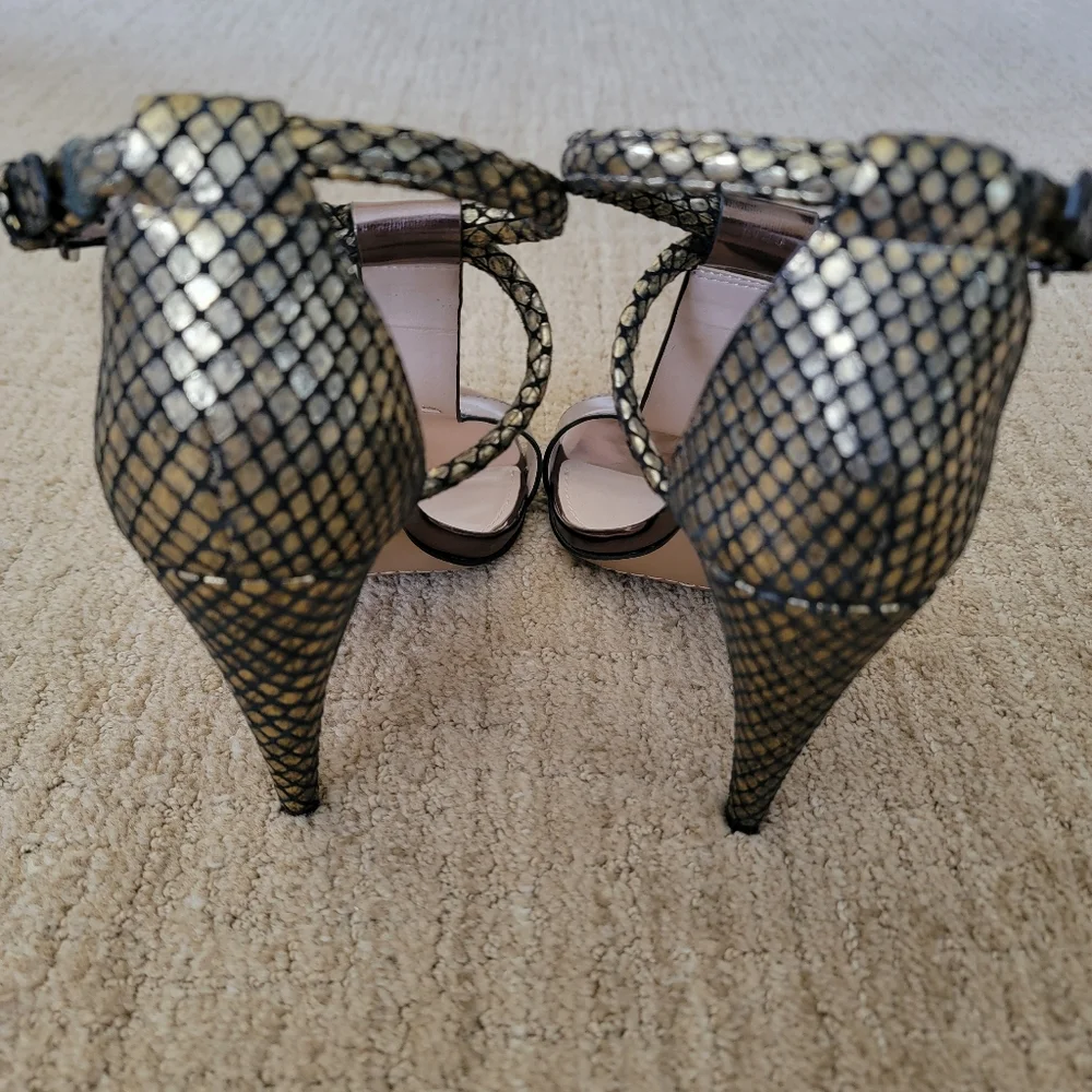 French Connection Naoma T-Strap Sandals, Size 7.5